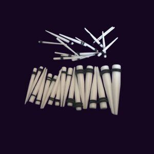 14 TO 00 GAUGE 34 PIECE WHITE ACRYLIC EAR STRETCHING TAPER KIT